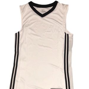 2000s Nike Basketball Jersey